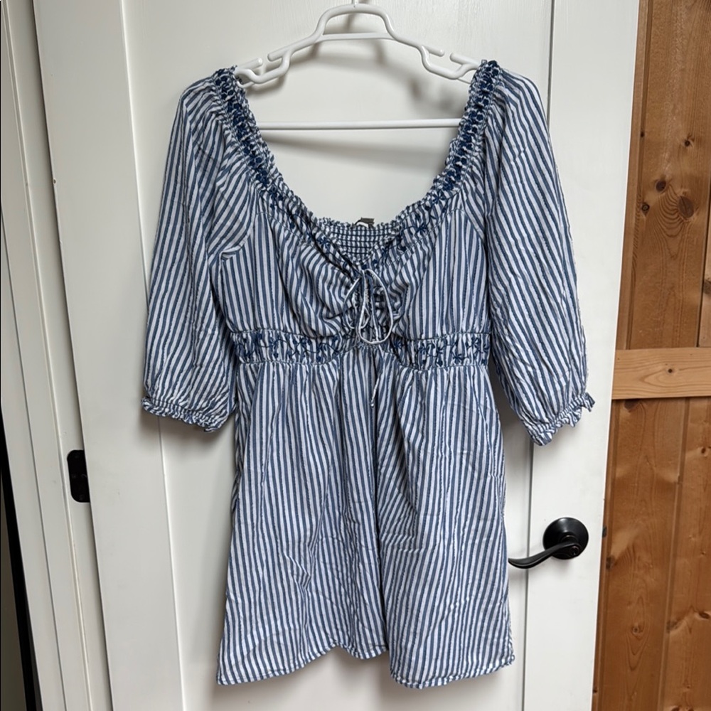 American Eagle. Mini Dress. Blue and White stripe. Size XL.